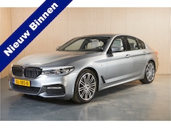 BMW 5-serie - 520i Corporate Lease High Executive M-Sport - Stoelverwarming - Schuif/Kanteldak - Trekhaa