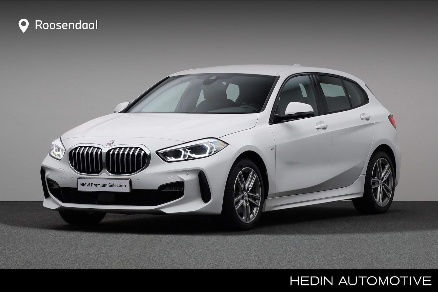 BMW 1-serie - 118i Business Edition M-Sport | Hi-Fi | PDC voor en achter | M 50 Jahre uitvoering | - AutoWereld.nl