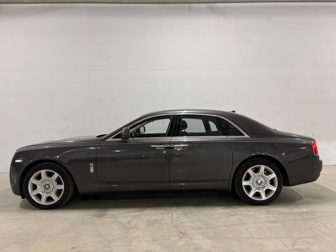 Rolls-Royce Ghost - 6.6 V12 Leer Head-up Massage - AutoWereld.nl