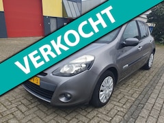 Renault Clio - 1.5 dCi Authentique