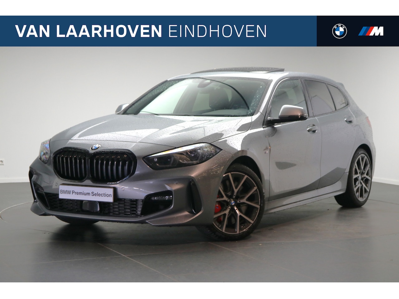 BMW 1-serie - 120i High Executive M Sport Automaat / Panoramadak / Active Cruise Control / Adaptieve LED - AutoWereld.nl