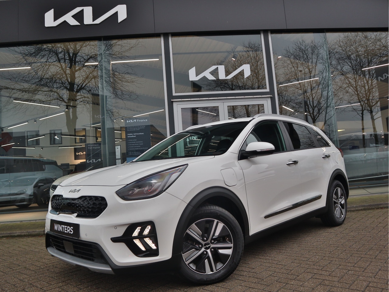 Kia Niro - 1.6 GDi PHEV Plug-In-Hybrid DynamicPlusLine Navi+BT+Cam Stoel+Stuurverw. JBL 16''LMV - AutoWereld.nl