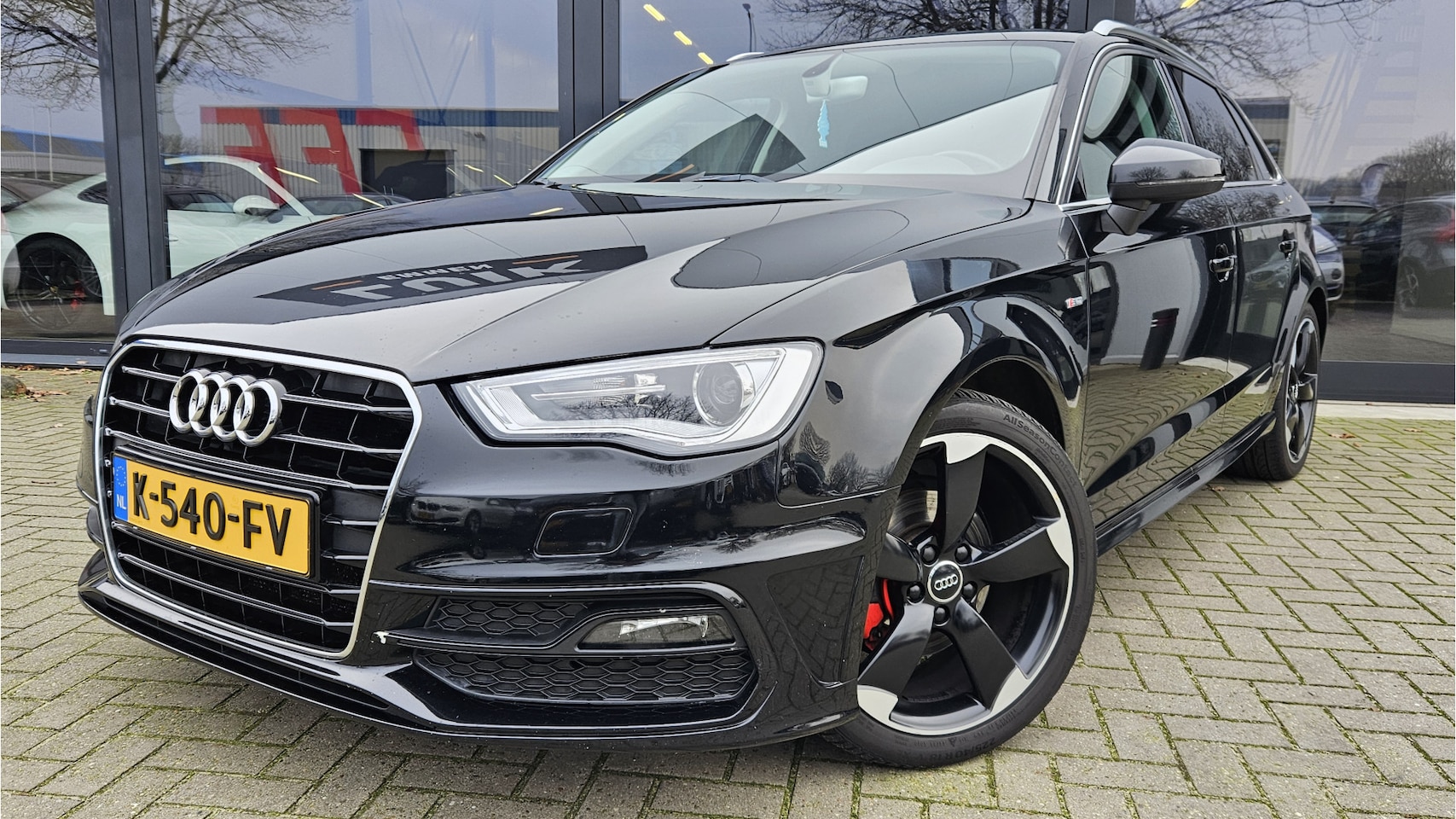 Audi A3 Sportback - 1.4 TFSI Ambiente Pro Line plus + S-LINE + XENON + SPORTSTOELEN + CRUISE - AutoWereld.nl