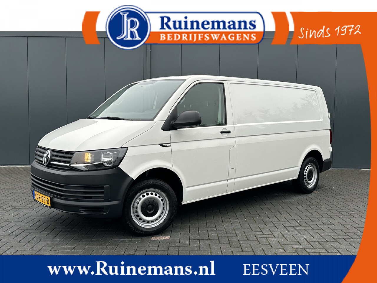 Volkswagen Transporter - 2.0 TDI 102 PK COMFORTLINE / L2H1 / TREKHAAK / CRUISE CONTROL / AIRCO / ACHTERDEUREN MET R - AutoWereld.nl