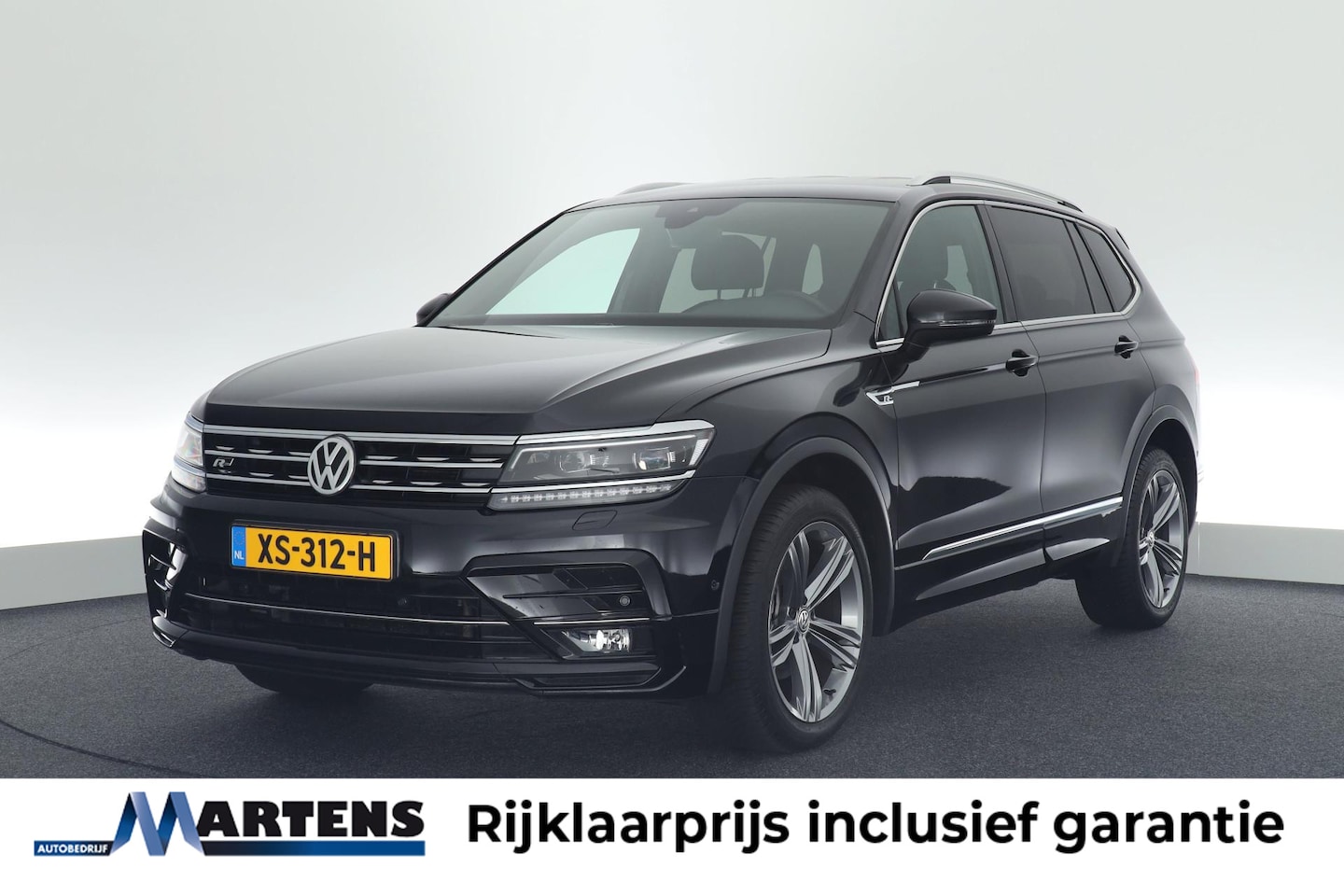 Volkswagen Tiguan Allspace - 1.5 TSI 150pk DSG R-Line Highline Keyless Camera Dynaudio Virtual Cockpit Navigatie - AutoWereld.nl