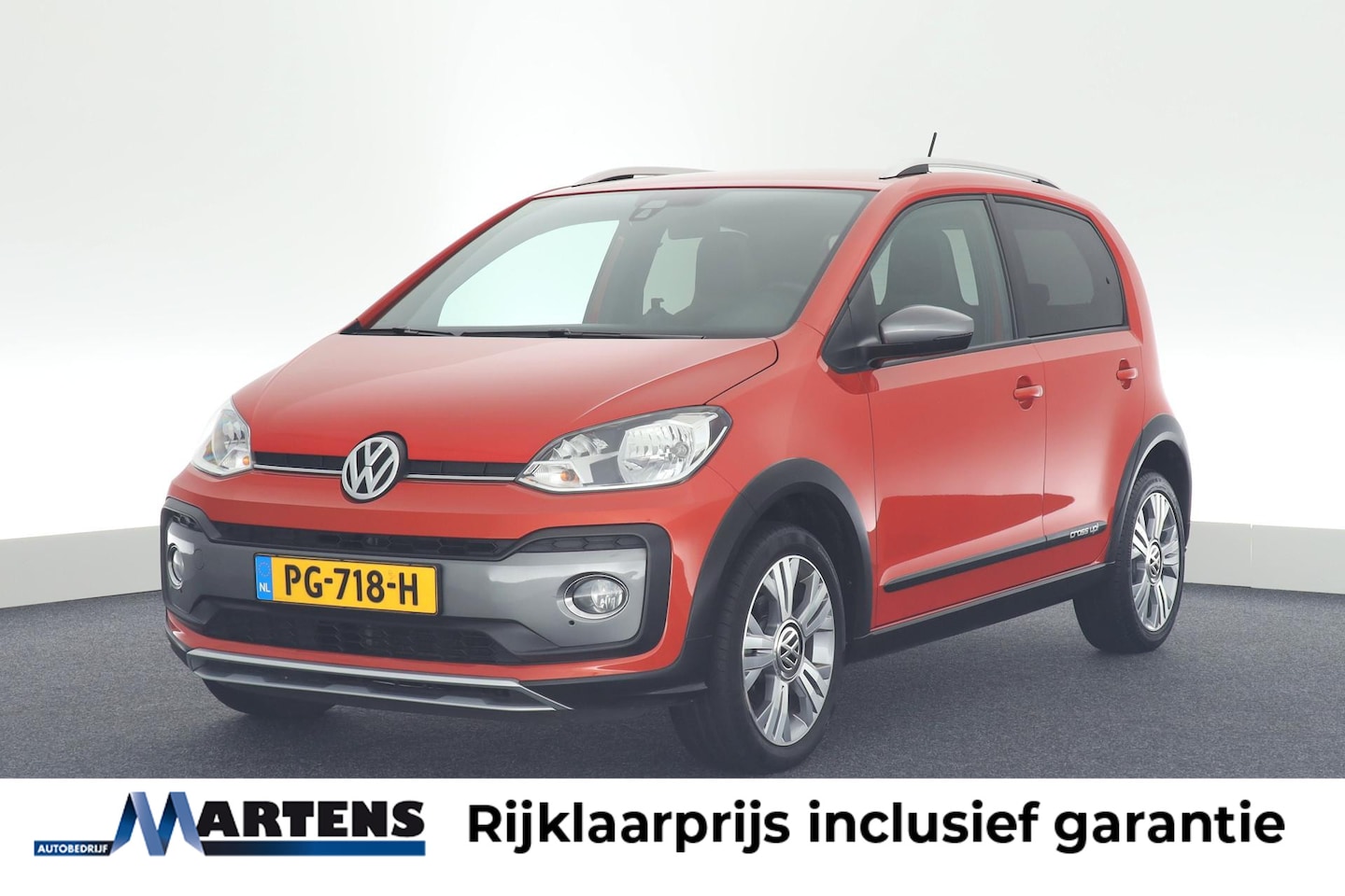 Volkswagen Up! - 1.0 75pk BMT cross up! Camera Stoelverwarming Cruise Control - AutoWereld.nl