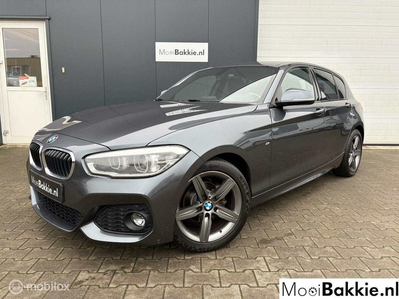 BMW 1-serie - 116i M-Sport Edition High Executive LED / Navi - AutoWereld.nl