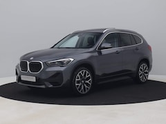 BMW X1 - sDrive18i Automaat Executive | PANO | CAMERA