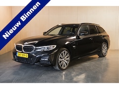 BMW 3-serie Touring - 330e xDrive High Executive M-Sport Panoramadak - Stoelverwarming - Apple Carplay/ Android