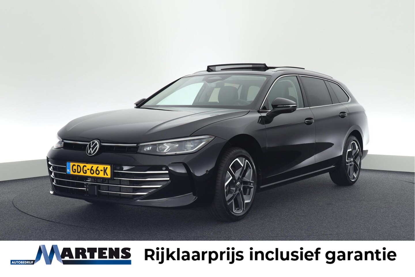 Volkswagen Passat Variant - 1.5 eTSI 150pk DSG Elegance Business Trekhaak Keyless Massage 360Camera Panoramadak IQ.Lig - AutoWereld.nl