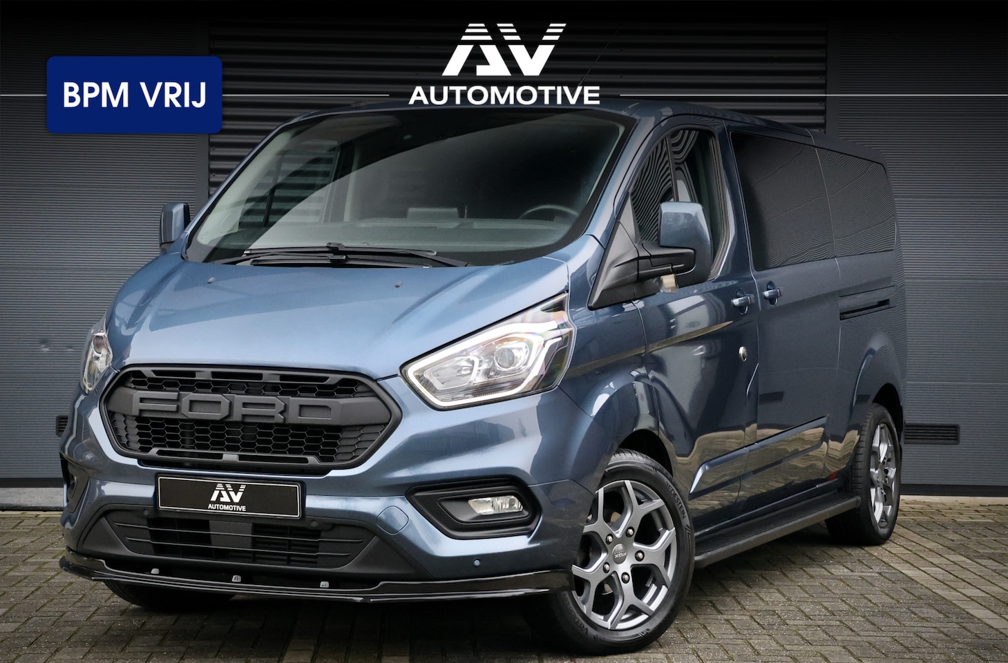 Ford Transit Custom - 300 2.0 TDCI L2H1 Limited DC 170 PK | L+R Schuifdeur | Camera | Navigatie | CarPlay | Rapt - AutoWereld.nl