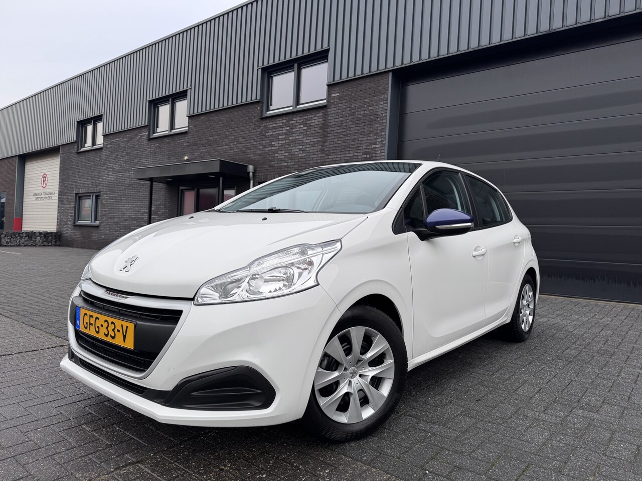 Peugeot 208 - 1.2 PureTech Like | 1E EIGENAAR | 12MND GARANTIE| AIRCO | CRUISE | - AutoWereld.nl