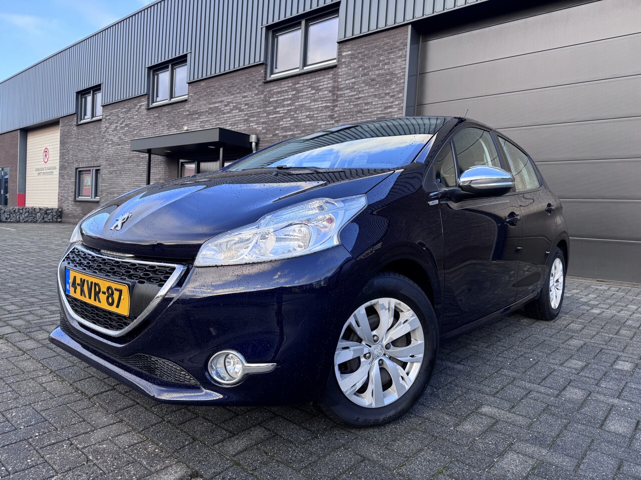 Peugeot 208 - 1.2 VTi Urban Soul | 1E EIGENAAR | 12MND GARANTIE | NAVI | AIRCO | - AutoWereld.nl