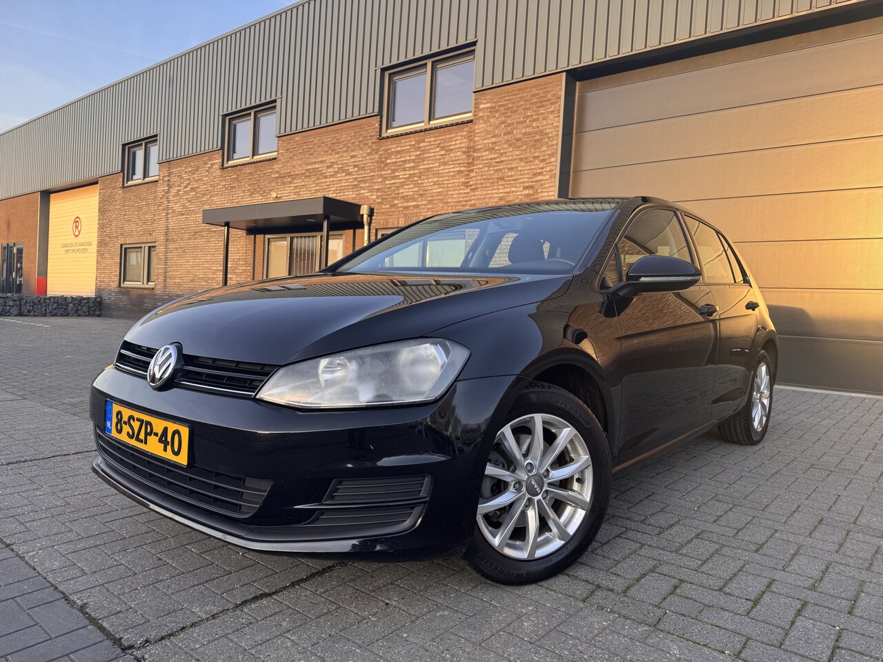 Volkswagen Golf - 1.2 TSI Trendline | 2E EIGENAAR | 12 MND GARANTIE | LMV | AIRCO | CRUISE | - AutoWereld.nl