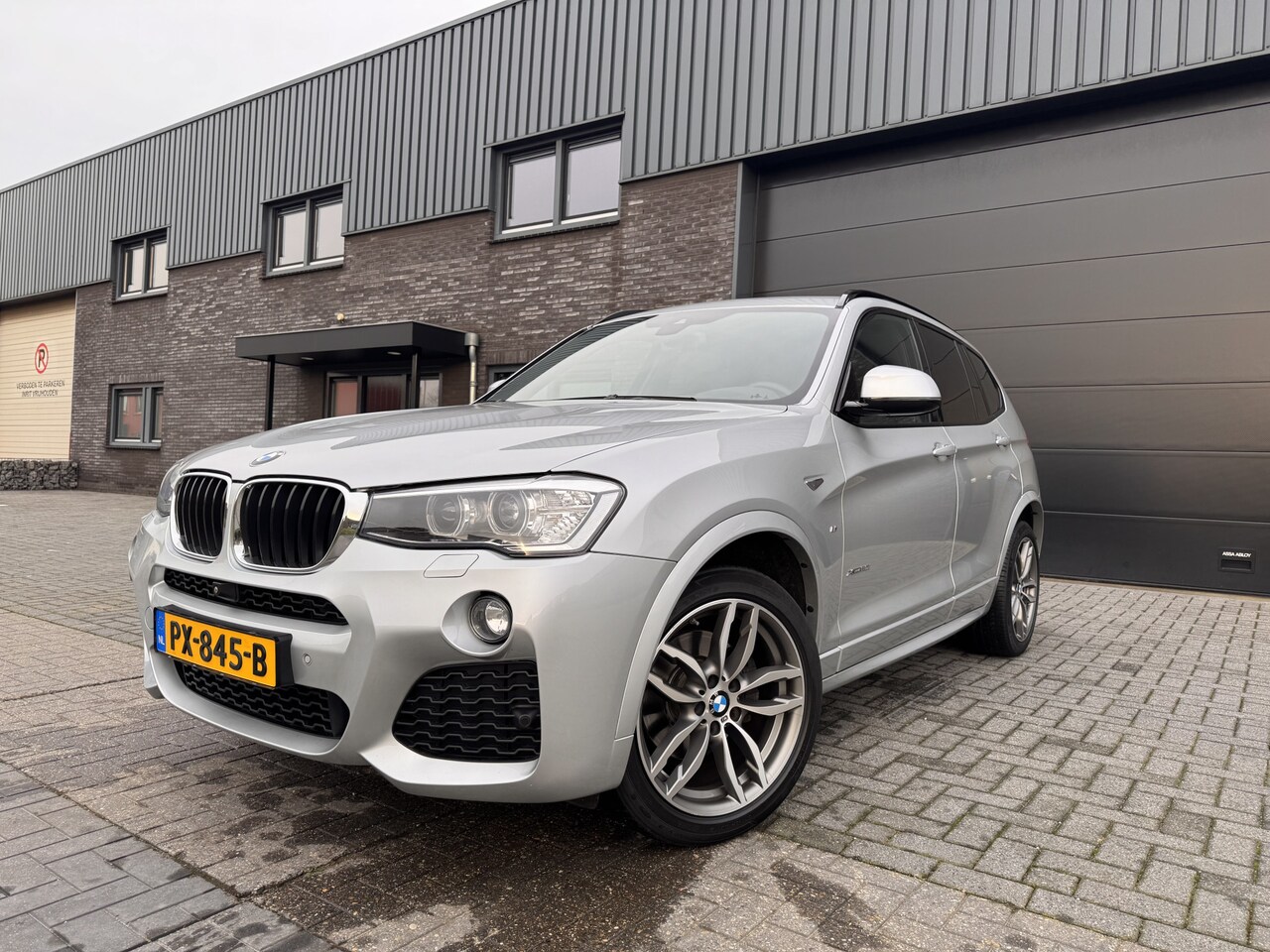 BMW X3 - xDrive20i High Executive M Sport Edition | 2E EIGENAAR | 12MND GARANTIE | M-PAKKET | PANO - AutoWereld.nl