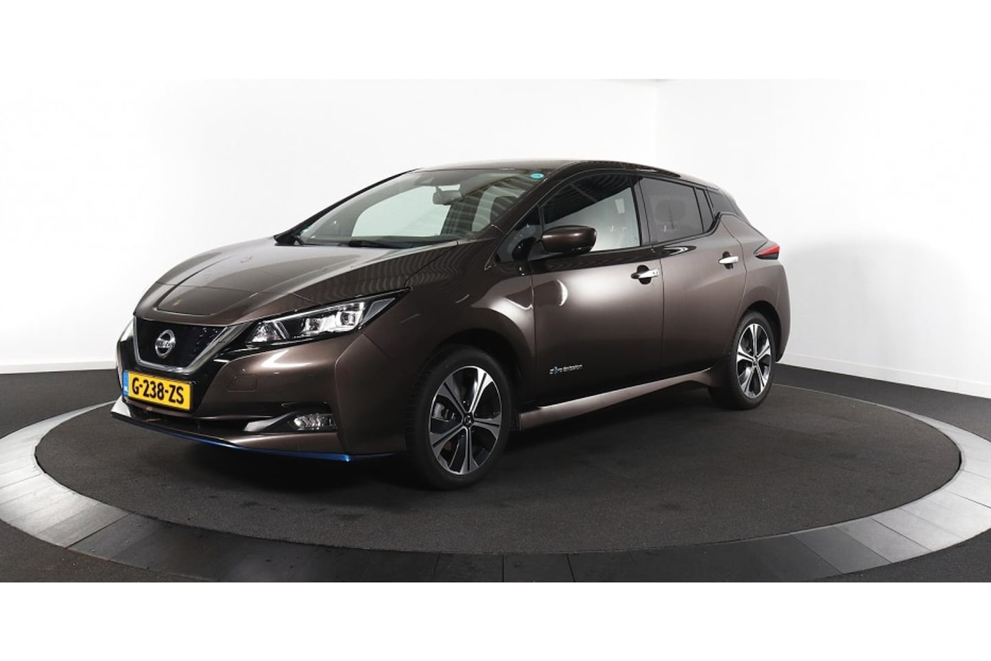 Nissan LEAF - e+ Tekna 62 kWh e+ Tekna 62 kWh - AutoWereld.nl