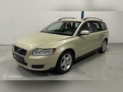 Volvo V50 - 2.4 Kinetic 1E EIGENAAR / AUTOMAAT / YOUNGTIMER