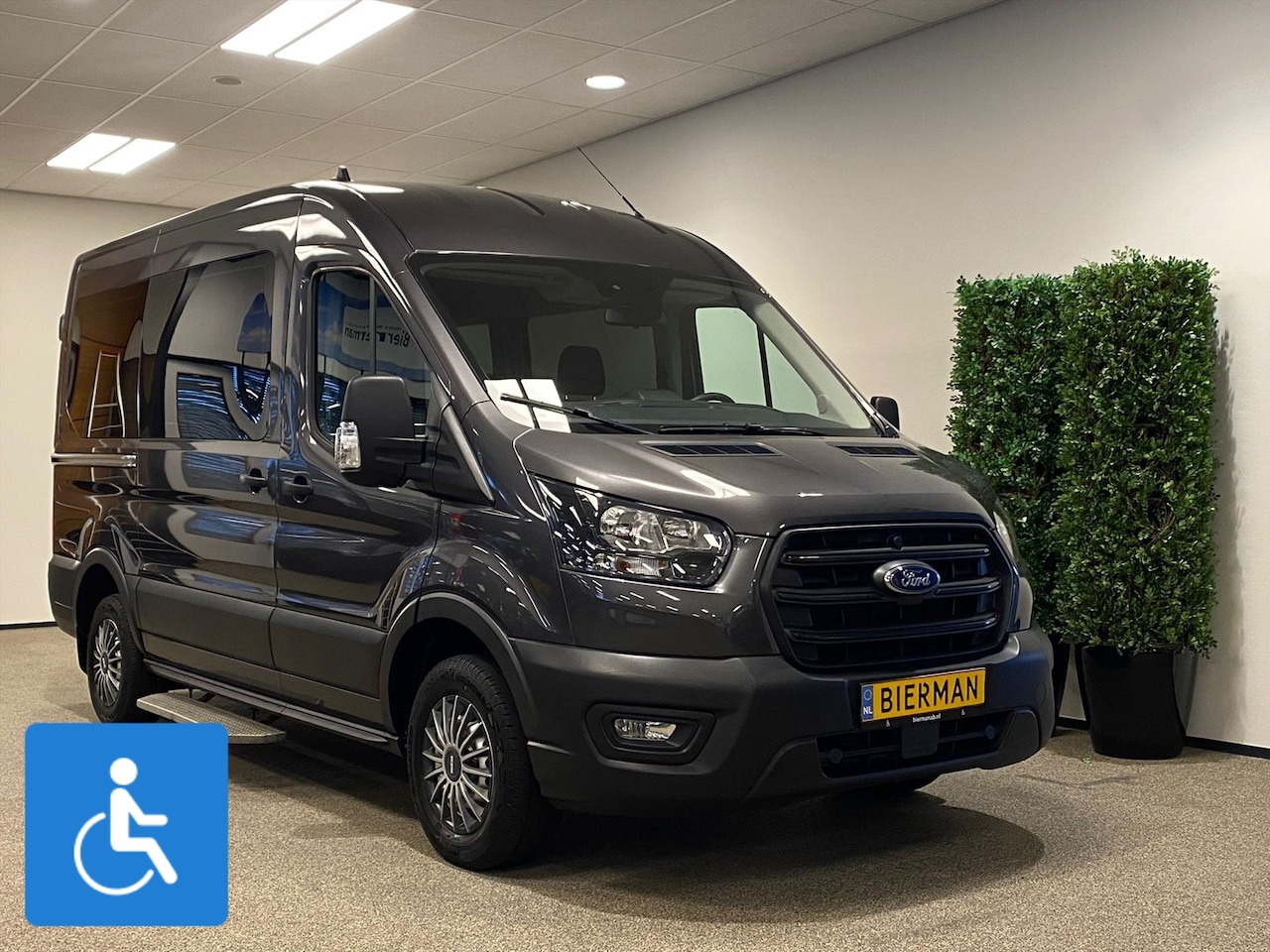 Ford Transit - L3H2 Rolstoelbus - AutoWereld.nl