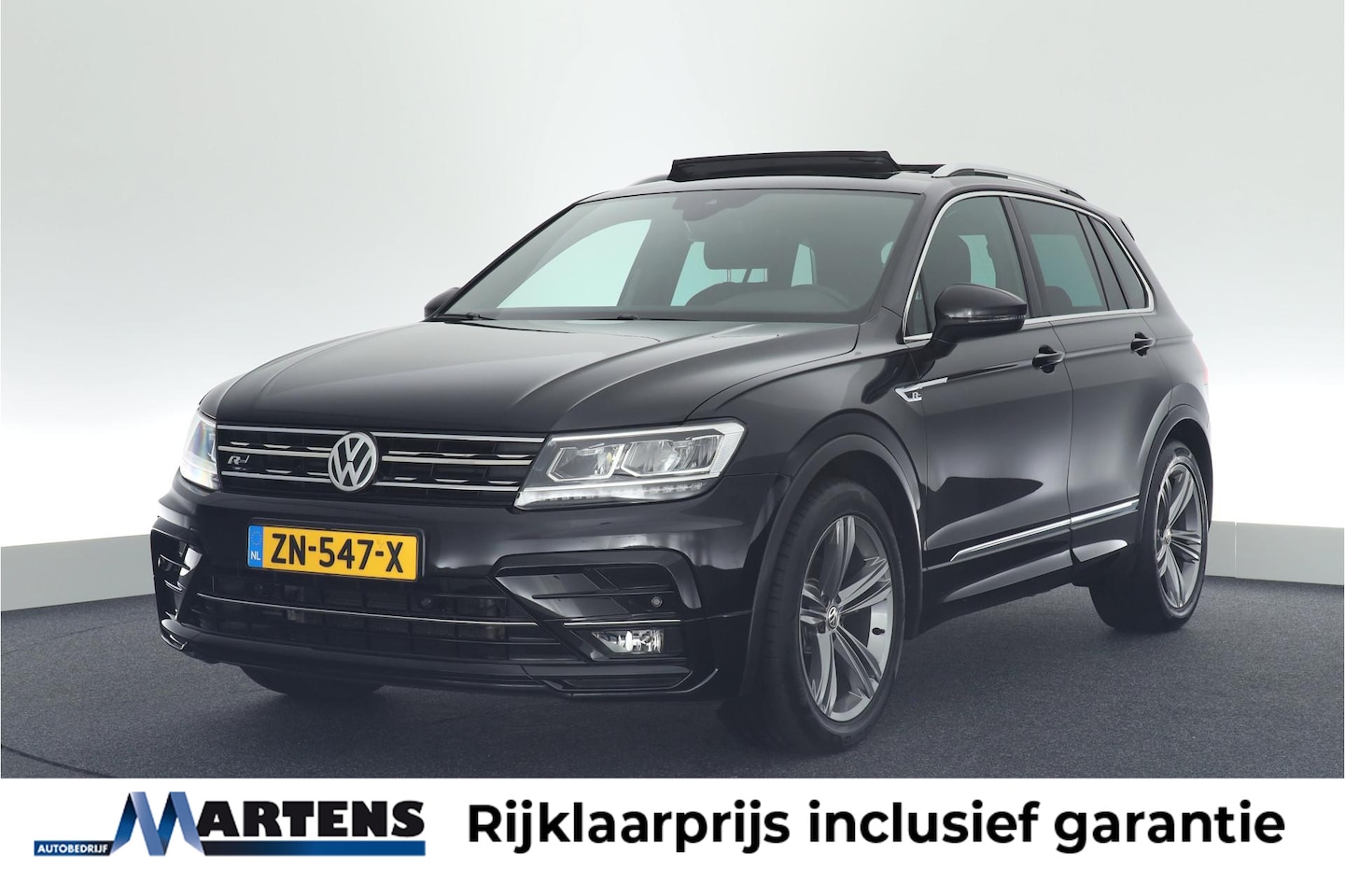 Volkswagen Tiguan - 1.5 TSI 150pk DSG ACT R-Line Highline Trekhaak Virtual Cockpit Panoramadak Stoelverwarming - AutoWereld.nl