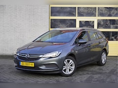 Opel Astra Sports Tourer - 1.4 Turbo 120 Jaar Edition BJ2019 Lmv 16" | Led | Navi | Trekhaak | Airco | Cruise control