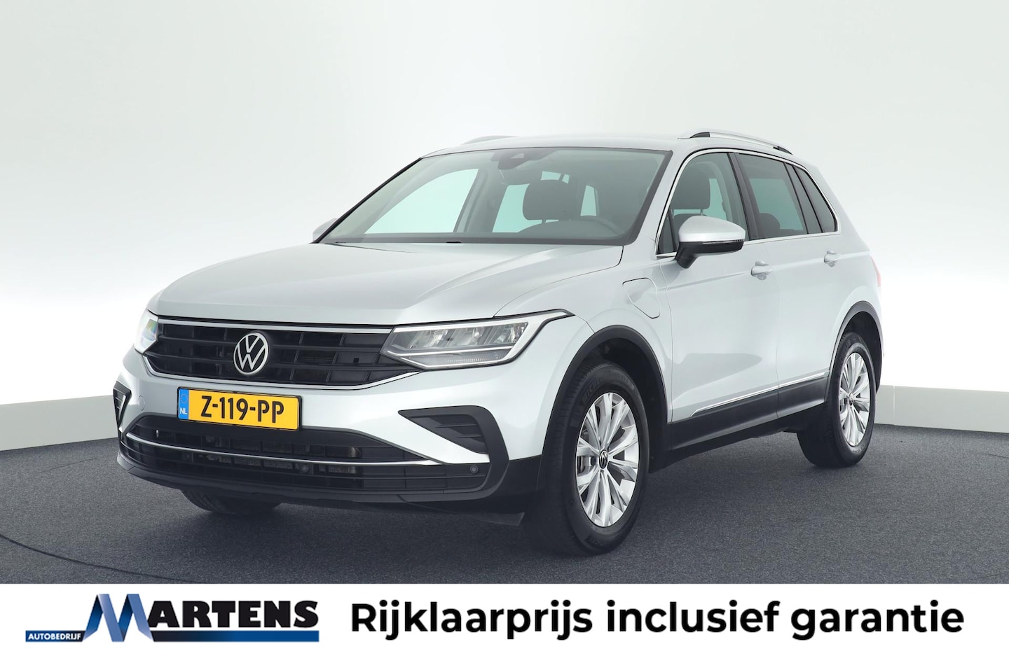 Volkswagen Tiguan - 1.4 TSI 245pk eHybrid Trekhaak Keyless Camera Virtual Cockpit Navigatie - AutoWereld.nl