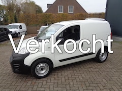 Fiat Fiorino - 1.4 Basis airco, parkeersensor achter, scherm