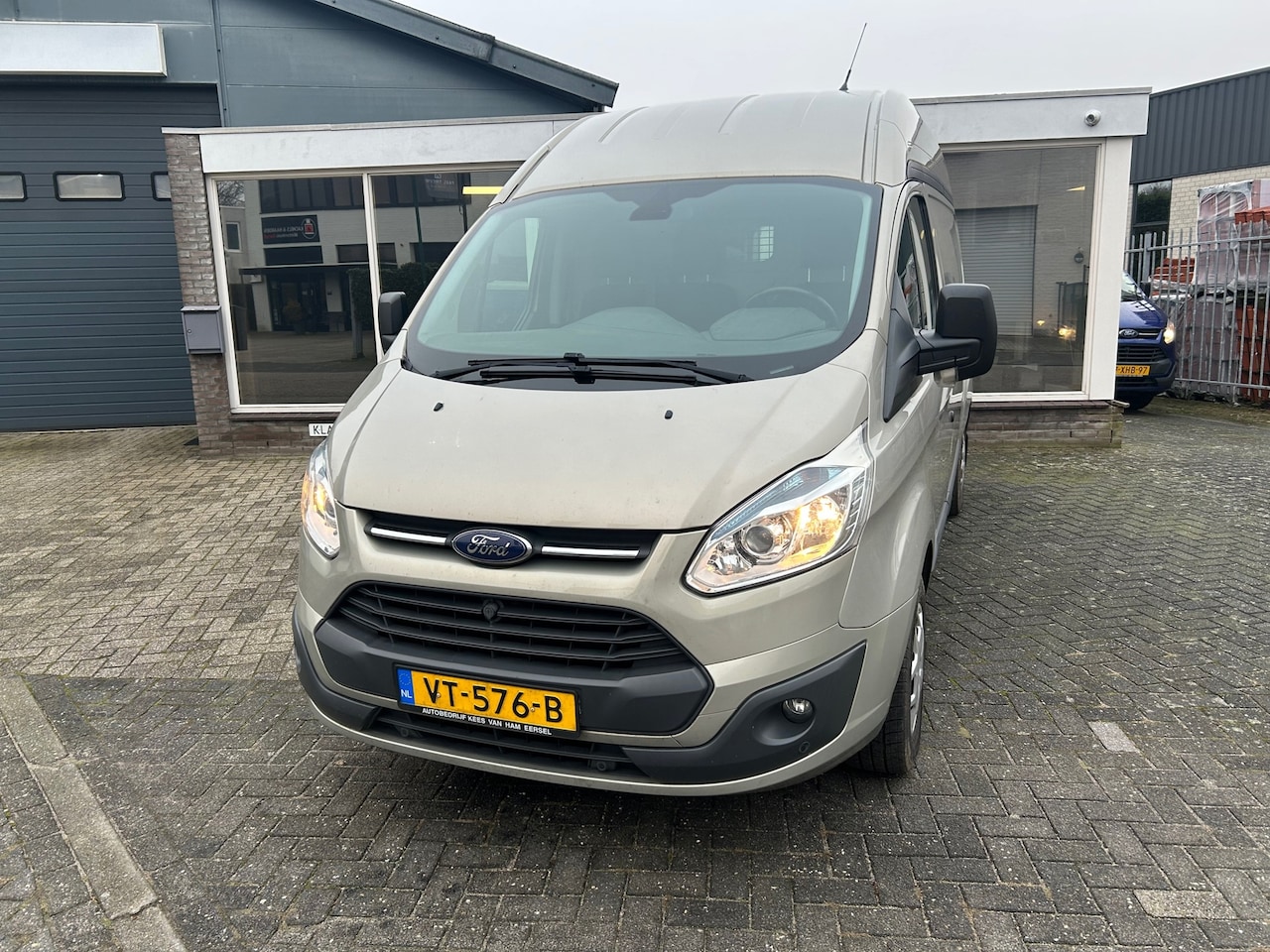 Ford Transit Custom - 310 2.2 TDCI L2H2 Ambiente 310 2.2 TDCI L2H2 Ambiente - AutoWereld.nl