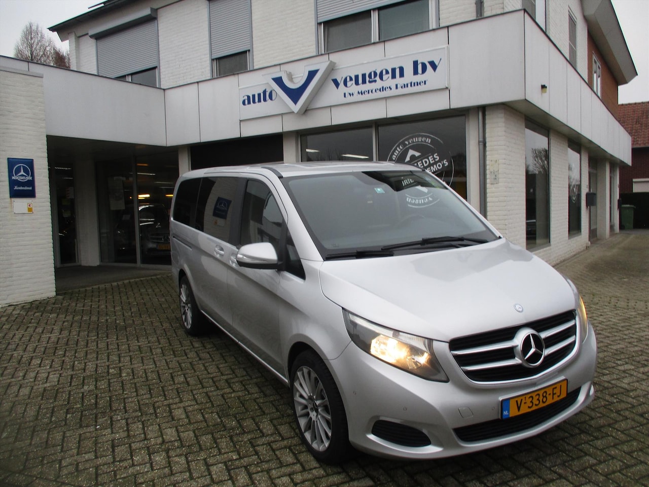 Mercedes-Benz V-klasse - Mercedes-Benz .V 250 D LUXE DUBBELE CABINE 7G-AUTOMAAT - AutoWereld.nl