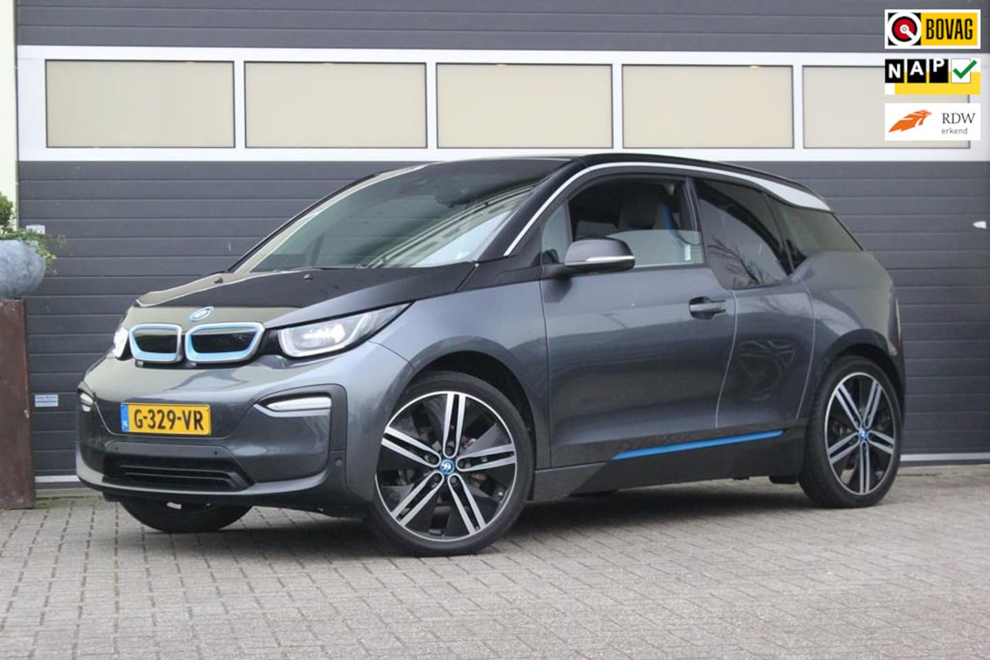 BMW i3 - Executive Edition 120Ah 42 kWh | Camera | DAB | - AutoWereld.nl