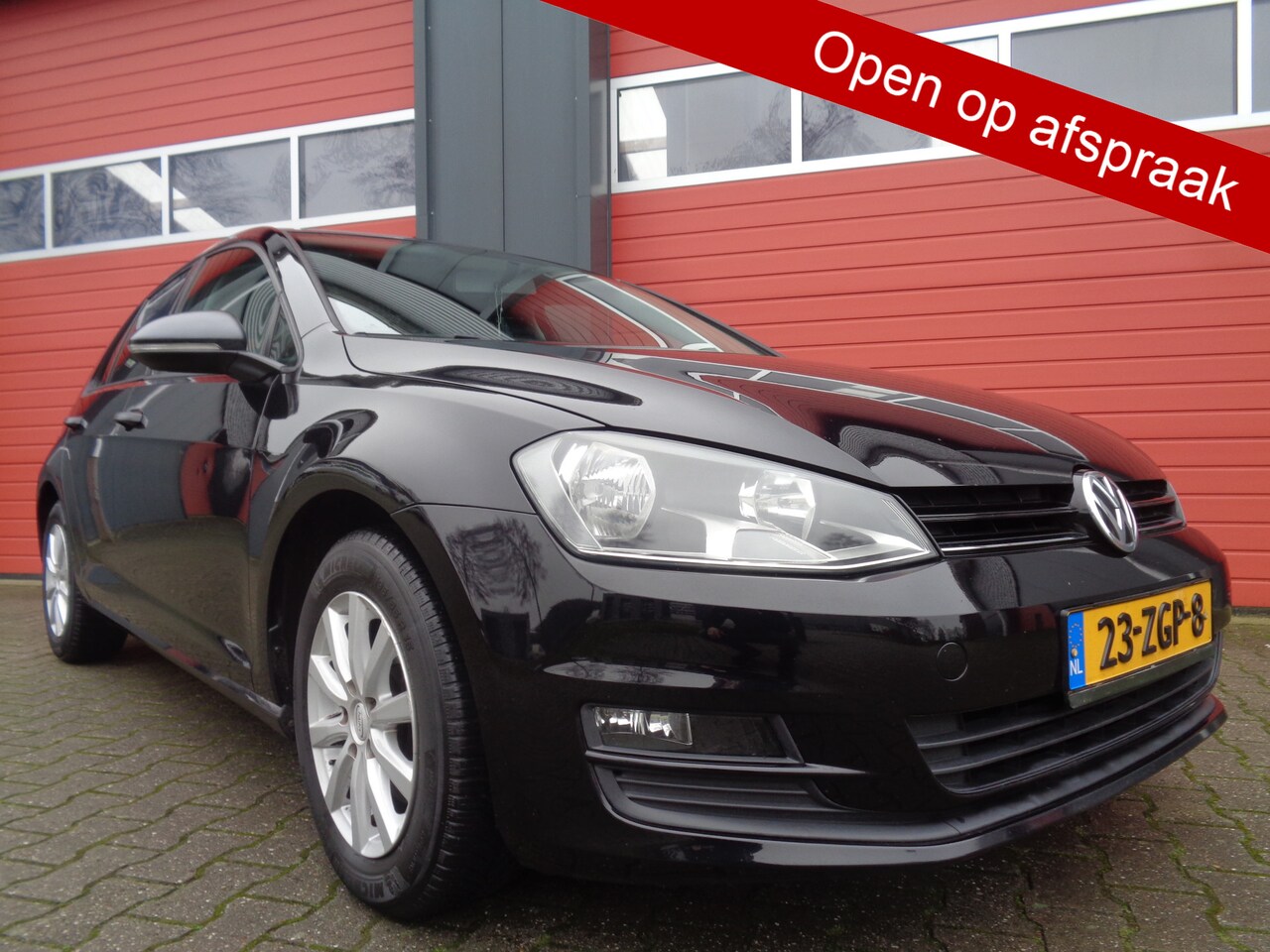 Volkswagen Golf - 1.2 TSI Airco Cruise LMV Trekhaak NL-Auto - AutoWereld.nl