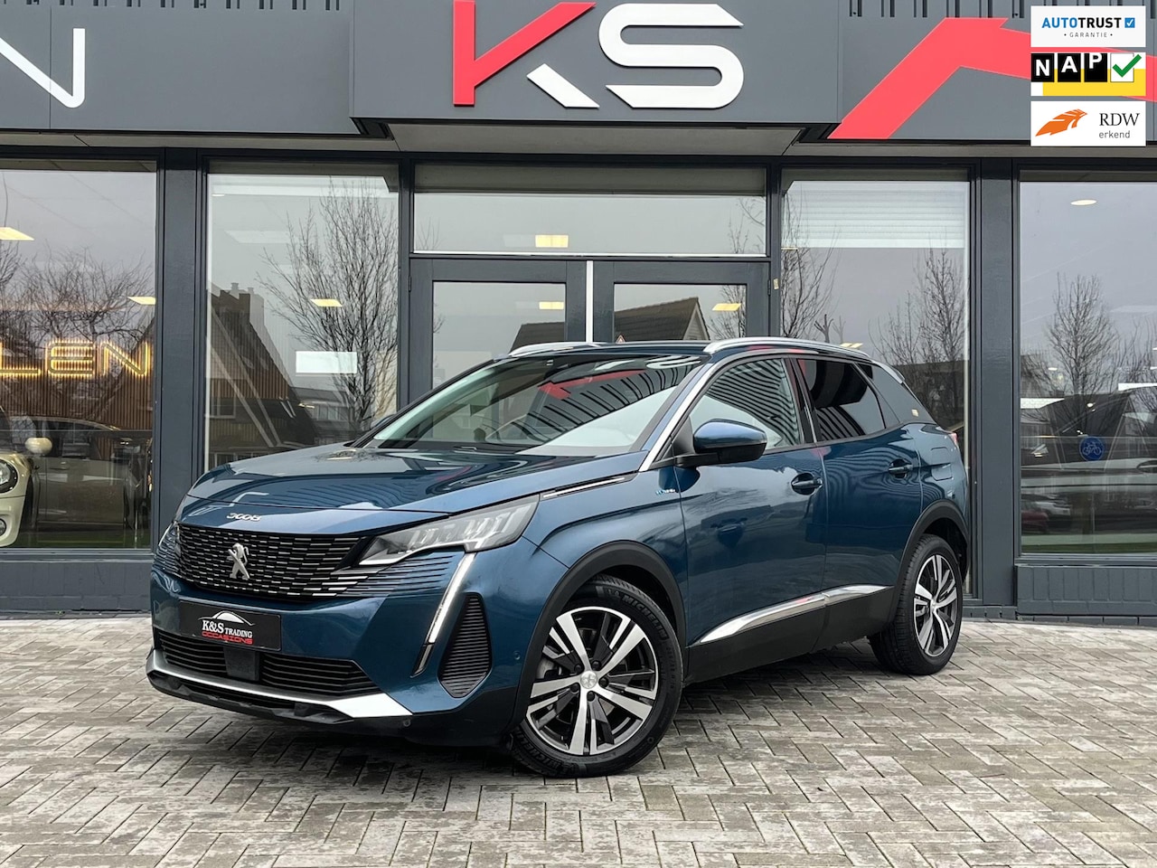 Peugeot 3008 - 1.6 HYbrid 225 BTW Carplay Full Led Camera Navi Keyless 1 Eig. - AutoWereld.nl