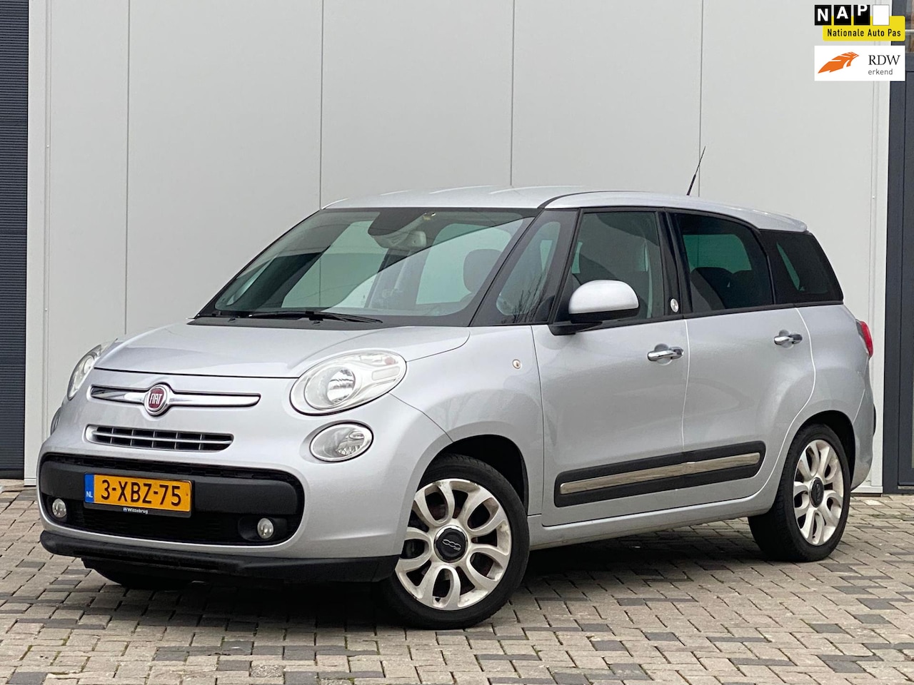 Fiat 500 L Living - 1.3 M-Jet Lounge 7p. 1.3 M-Jet Lounge 7p. - AutoWereld.nl