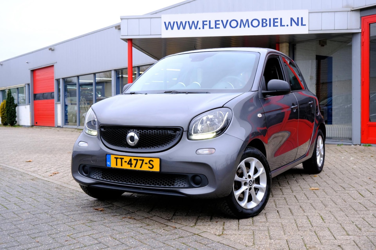 Smart Forfour - 1.0 Business Solution 5-drs Clima|LMV|Cruise - AutoWereld.nl