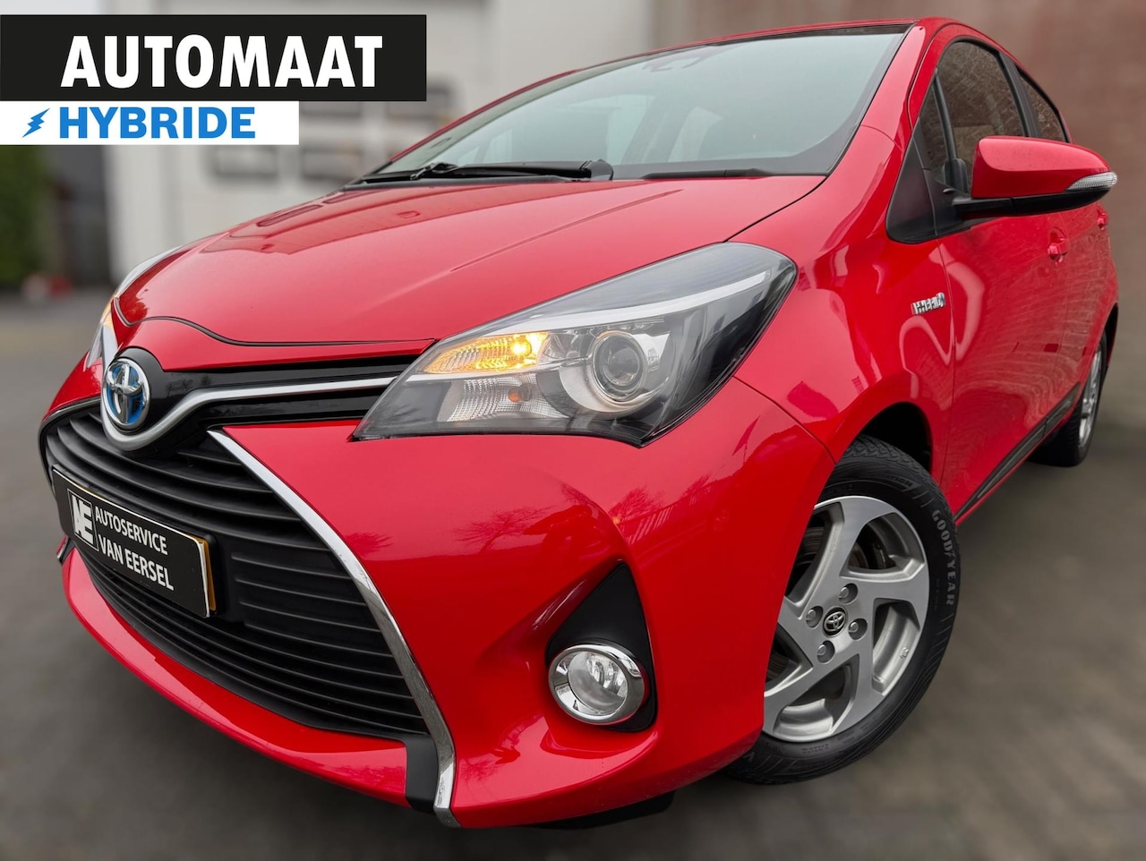 Toyota Yaris - 1.5 Hybrid Trend CAMERA / PDC / NAVIGATIE / CRUISE CONTROL / LMV / 4-SEIZOENENBANDEN / 86X - AutoWereld.nl