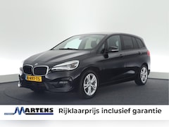 BMW 2-serie Gran Tourer - 218i 140pk Automaat 7Pers. Executive Trekhaak Camera Stoelverwarming Navigatie