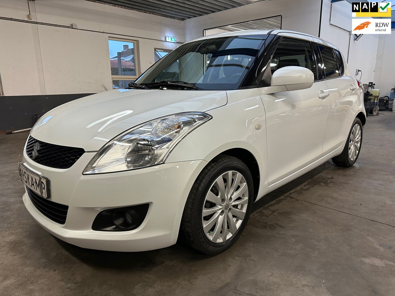 Suzuki Swift - 1.2 Exclusive EASSS 1e Eigenaar - Dealer onderhouden - AutoWereld.nl