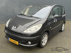 Peugeot 1007 - 1.4 Sesam Urban / APK / AIRCO / RADIO /