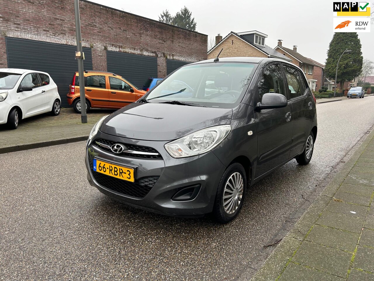 Hyundai i10 - 1.1 i-Drive ELEKT PAKKET,TREKHAAK,MET APK ! - AutoWereld.nl