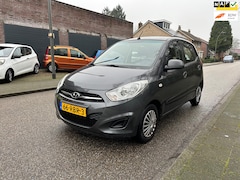 Hyundai i10 - 1.1 i-Drive ELEKT PAKKET, TREKHAAK, USB/AUX, MET APK