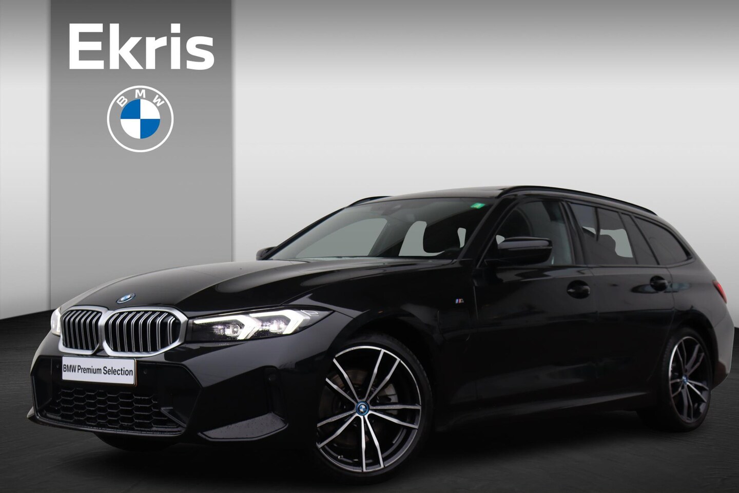 BMW 3-serie Touring - 320e M-Sportpakket / HIFI / Panoramadak / 18 '' / - AutoWereld.nl