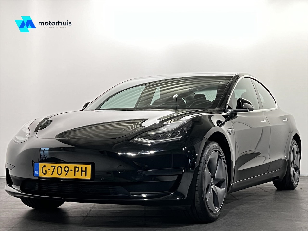 Tesla Model 3 - Standard Plus RWD | PANORAMA DAK | VERWARMBARE STOELEN - AutoWereld.nl