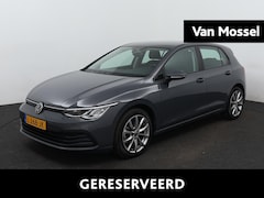 Volkswagen Golf - 1.0 eTSI Life Navigatie | Keyless | Lichtmetalen velgen | Adaptive Cruise Control | Parkee