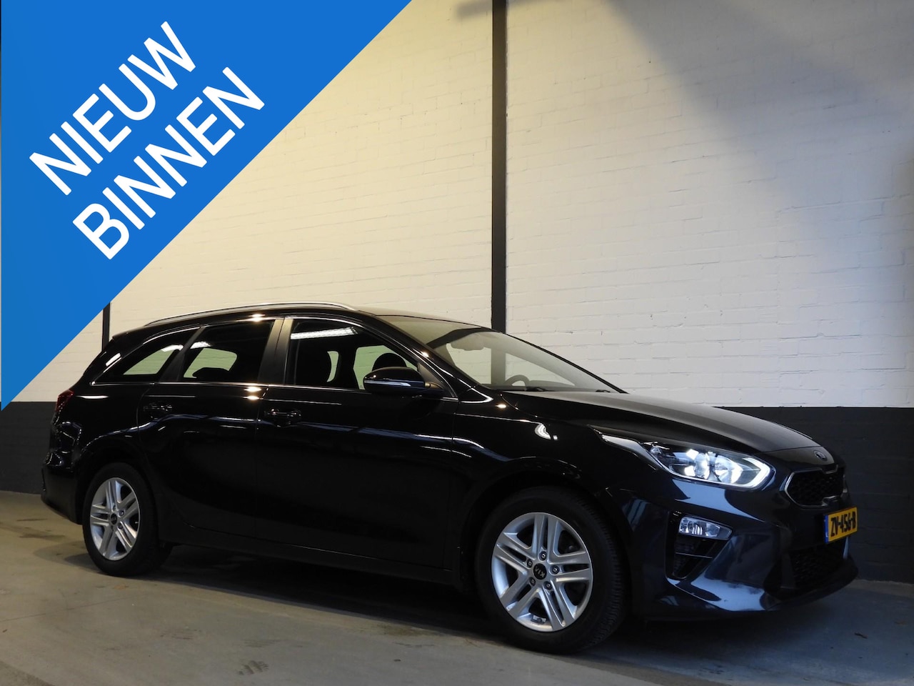 Kia Cee'd Sportswagon - Ceed 1.0 T-GDi DynamicLine NAVI/CAMERA/TREKHAAK/16"LMV! - AutoWereld.nl