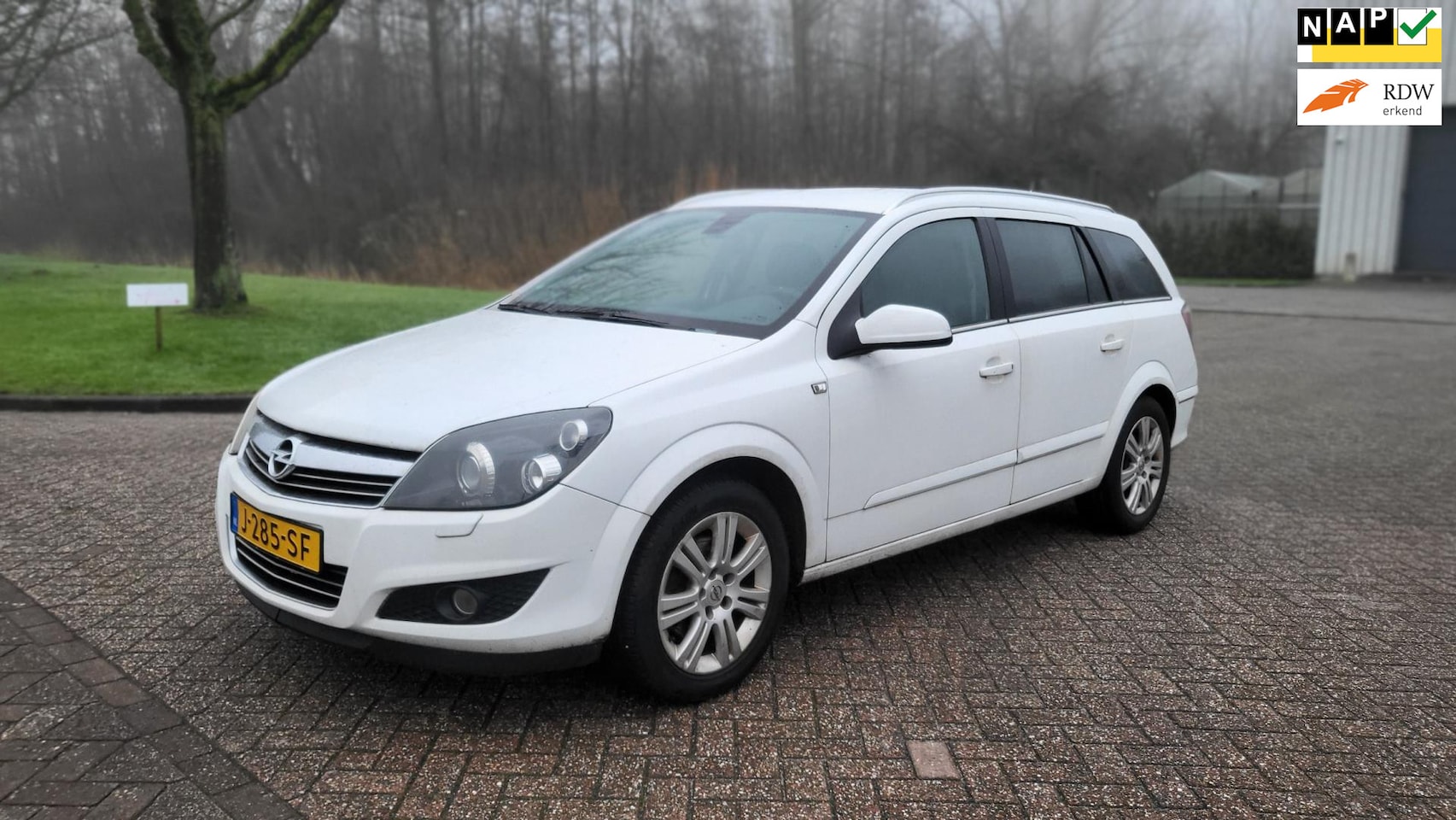 Opel Astra Wagon - 1.4 Executive/APK TOT 06-06-2025 - AutoWereld.nl