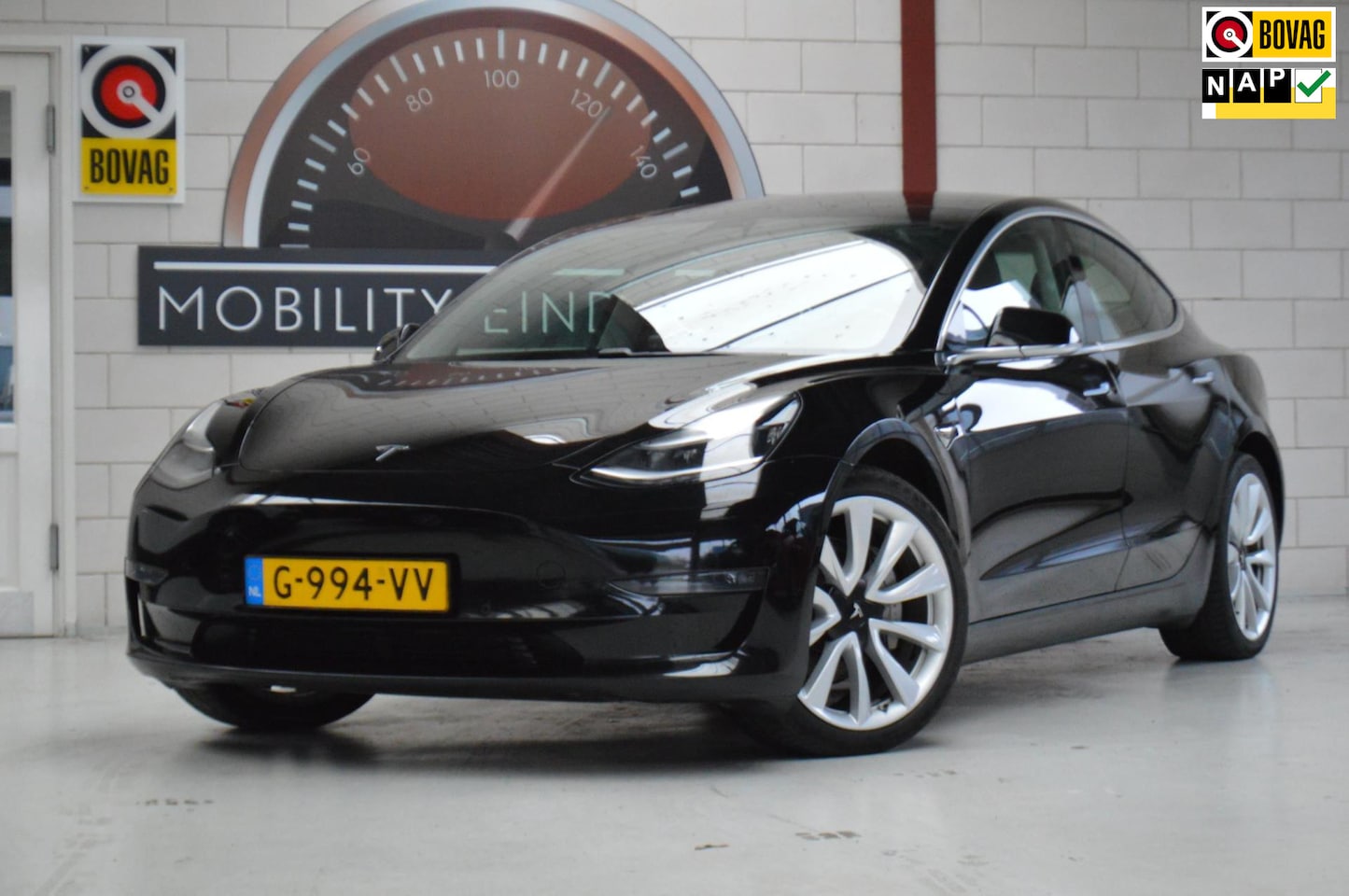 Tesla Model 3 - Long Range RWD Long Range AWD 75 kWh 1st owner, TOP CONDITION - AutoWereld.nl