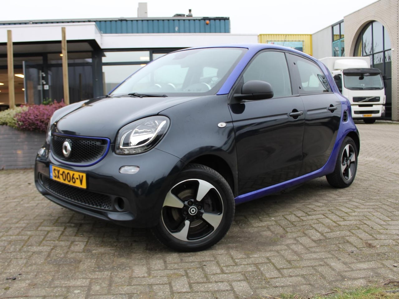 Smart Forfour - 1.0 Business Solution | CLIMA | CRUISE | LMV - AutoWereld.nl