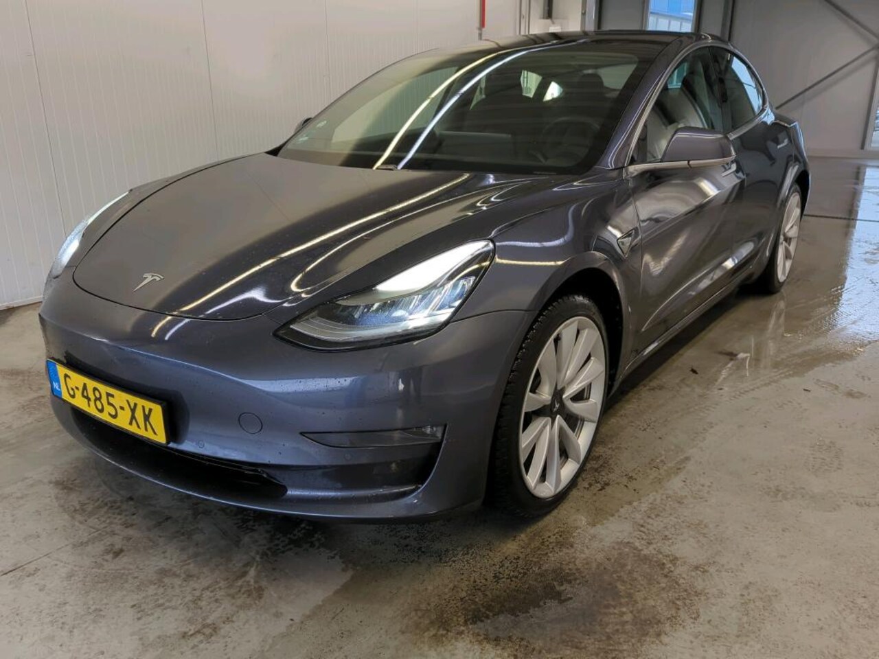 Tesla Model 3 - Long-Range AWD 351pk 75 kWh [ AUTOPILOT+19'' LMV+620KM WLTP+PREMIUM AUDIO ] - AutoWereld.nl