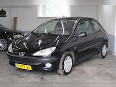 Peugeot 206 - 1.4 XR