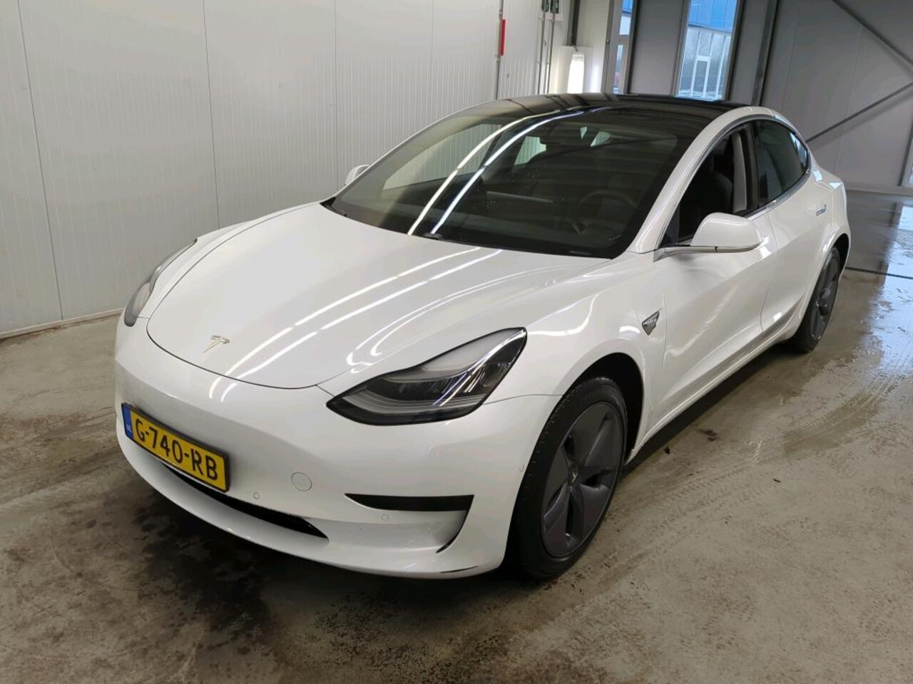 Tesla Model 3 - Standard RWD Plus [ AUTOPILOT+60 kWh+PREMIUM AUDIO ] - AutoWereld.nl