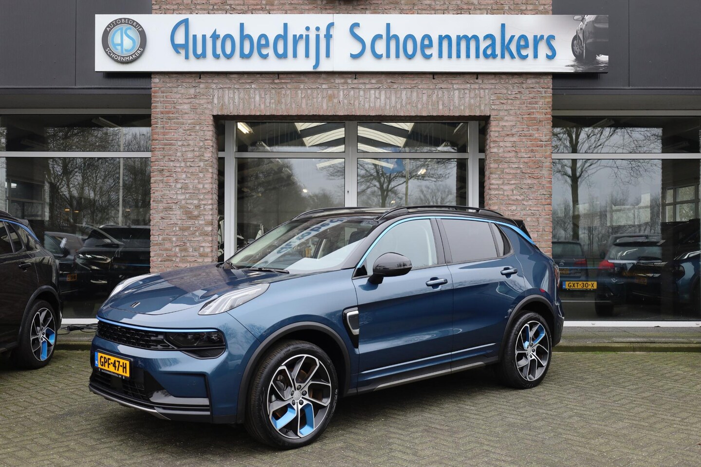 Lynk & Co 01 - 1.5 261PK! 360-CAMERA PANO/SCHUIF INFINITY DAB NAVI CARPLAY STOELVERWARMING ELEK.ACHTERKLE - AutoWereld.nl